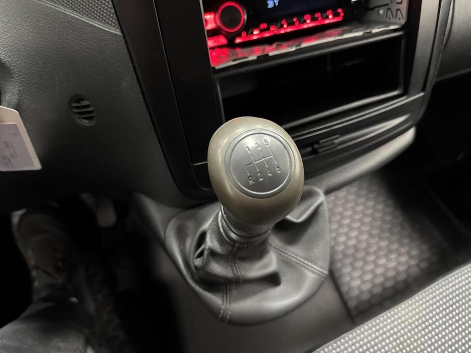 MERCEDES-BENZ VITO 2010