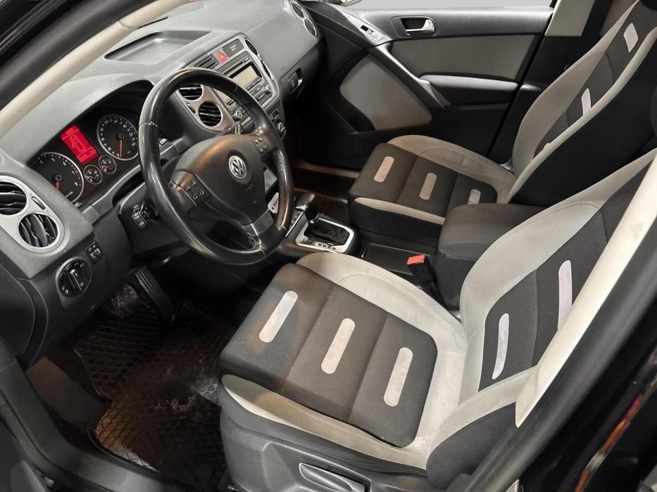 VOLKSWAGEN Tiguan 2008