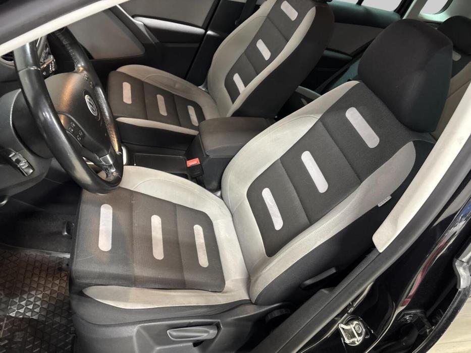 VOLKSWAGEN Tiguan 2008