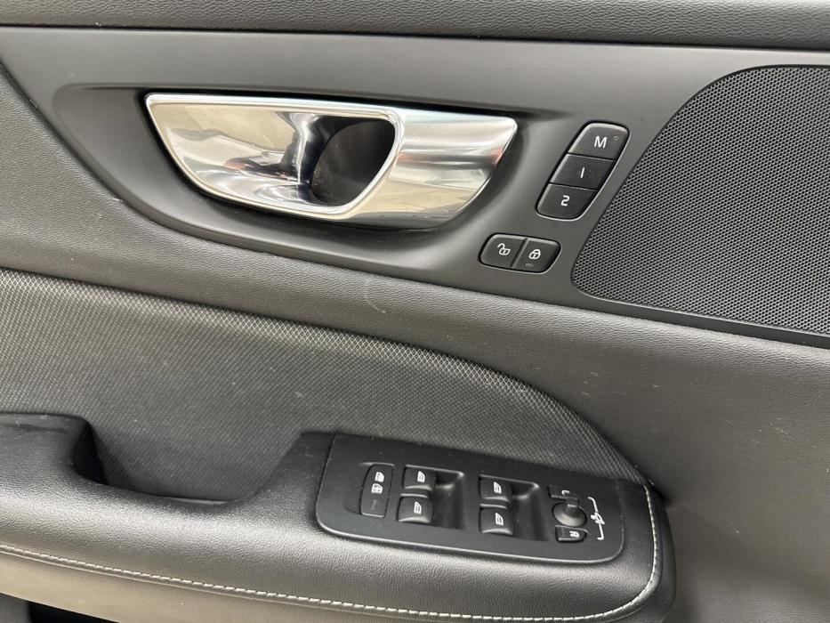 VOLVO S60 2021