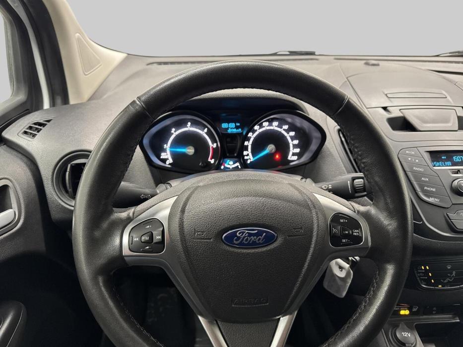 FORD TRANSIT COURIER 2023