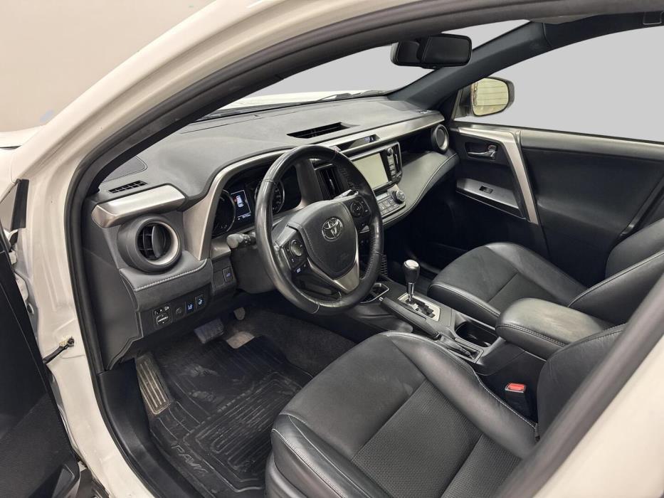 TOYOTA RAV4 2019
