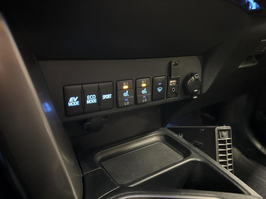 TOYOTA RAV4 2019