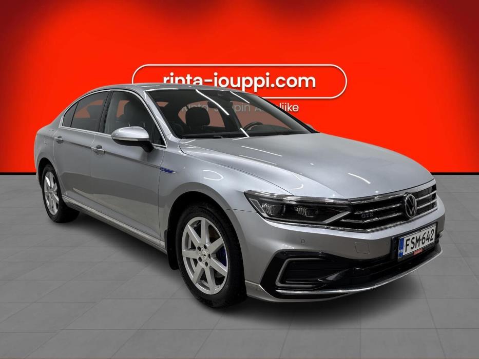 VOLKSWAGEN Passat 2021