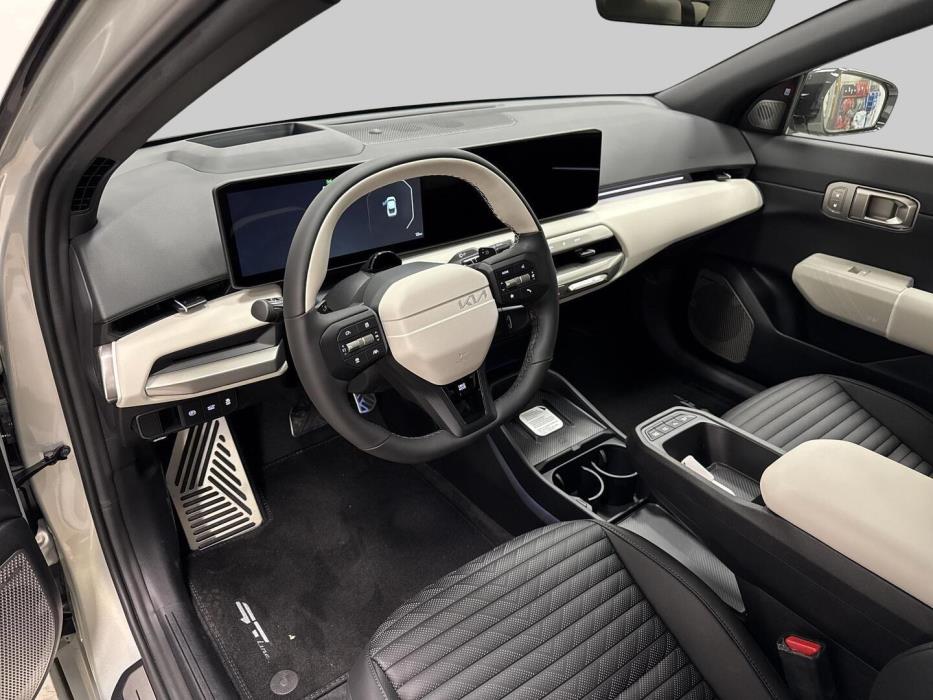 KIA EV4 2026