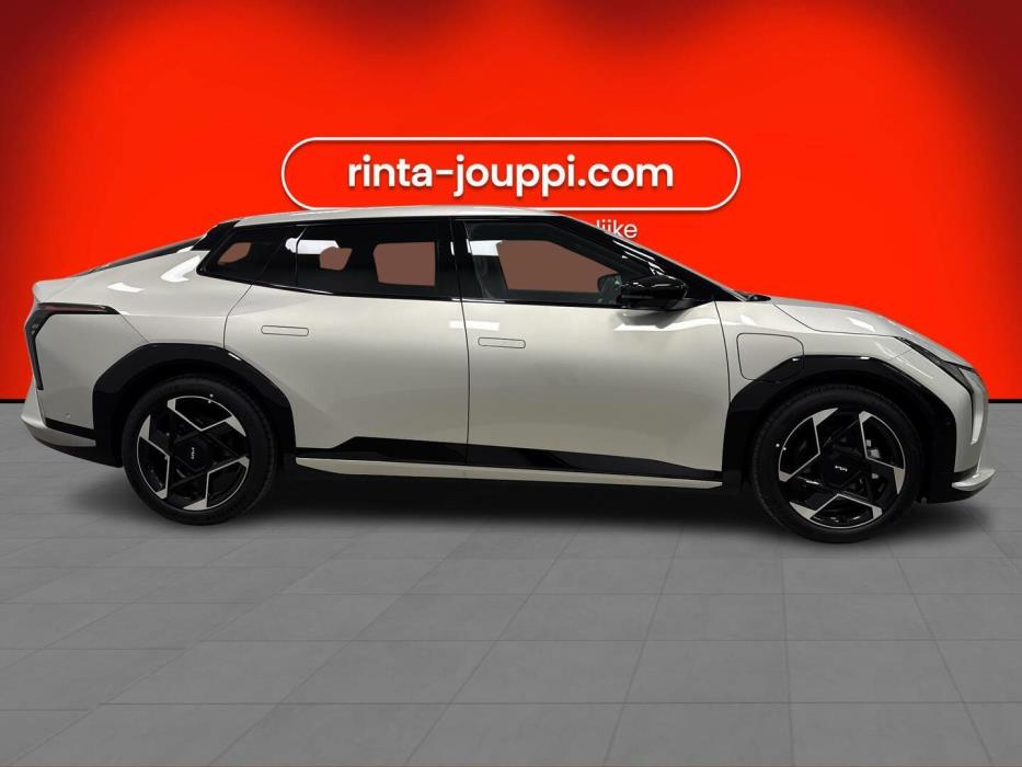 KIA EV4 2026