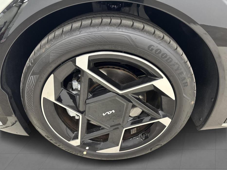 KIA EV4 2026
