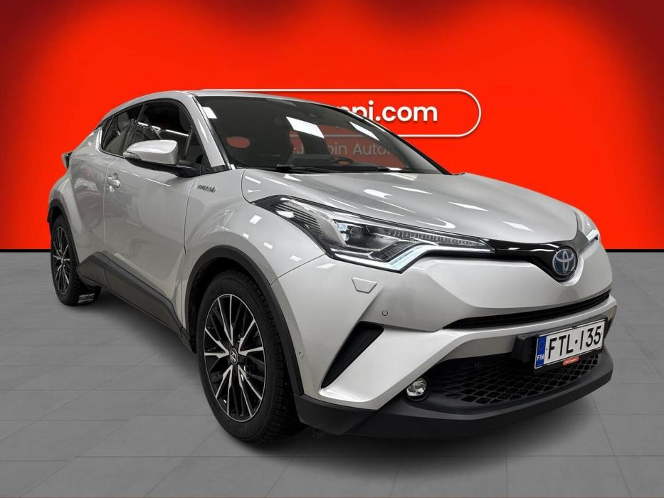 TOYOTA C-HR 2018