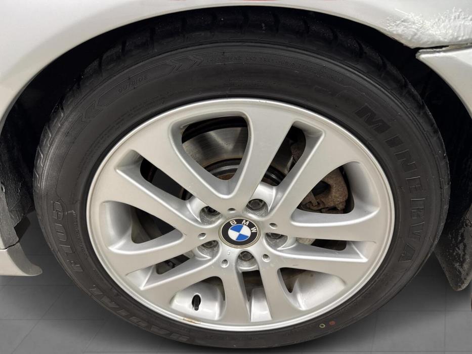 BMW 330 2000