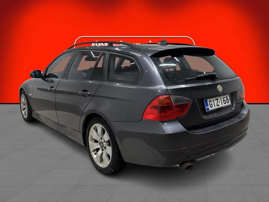 BMW 320 2007