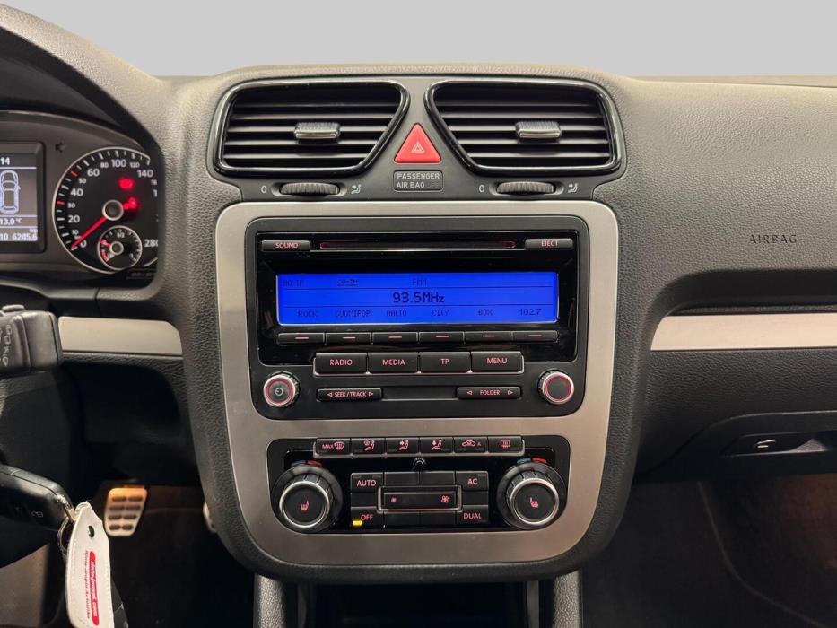 VOLKSWAGEN Scirocco 2010