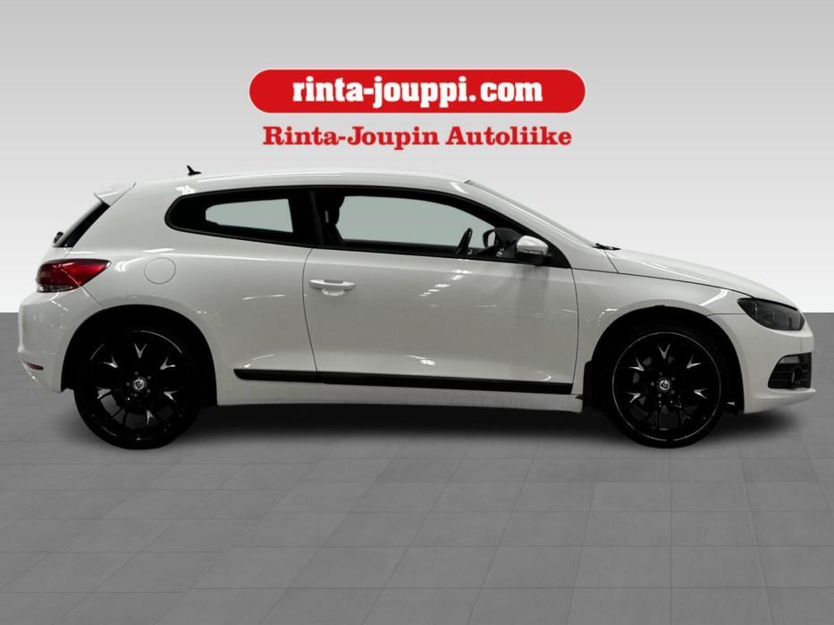 VOLKSWAGEN Scirocco 2010