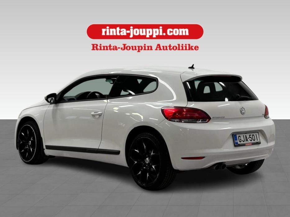 VOLKSWAGEN Scirocco 2010