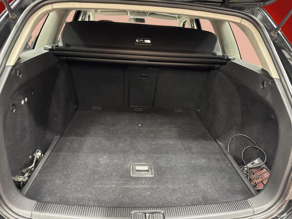 VOLKSWAGEN Golf 2011