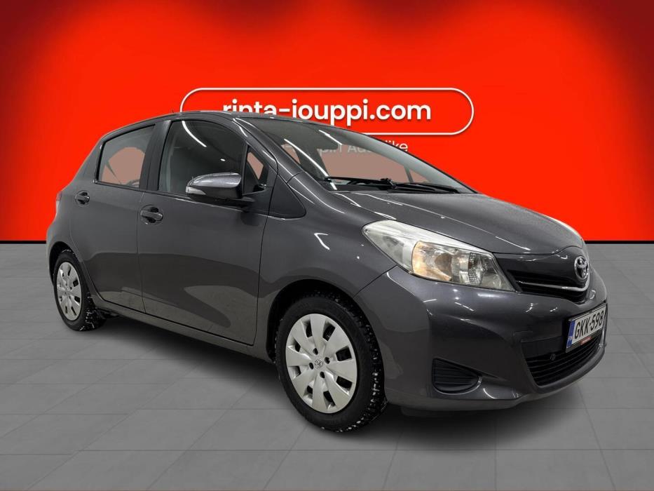 TOYOTA Yaris 2012