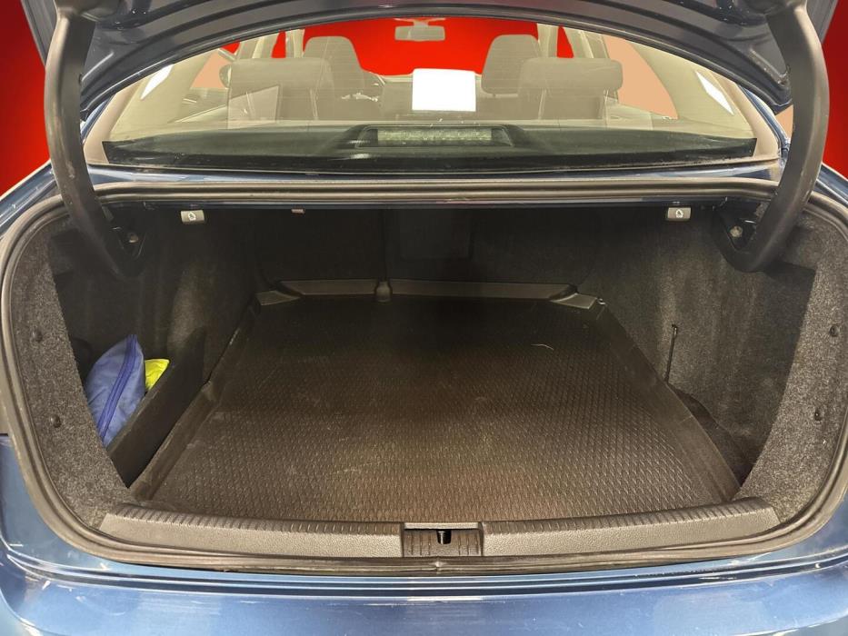 VOLKSWAGEN Jetta 2016