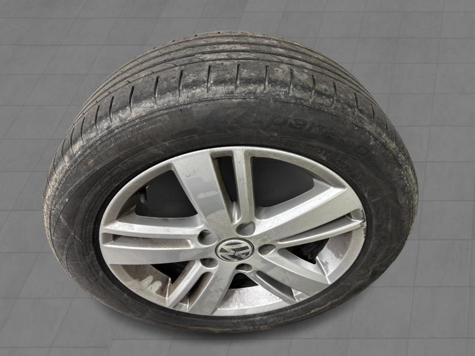 VOLKSWAGEN Jetta 2016