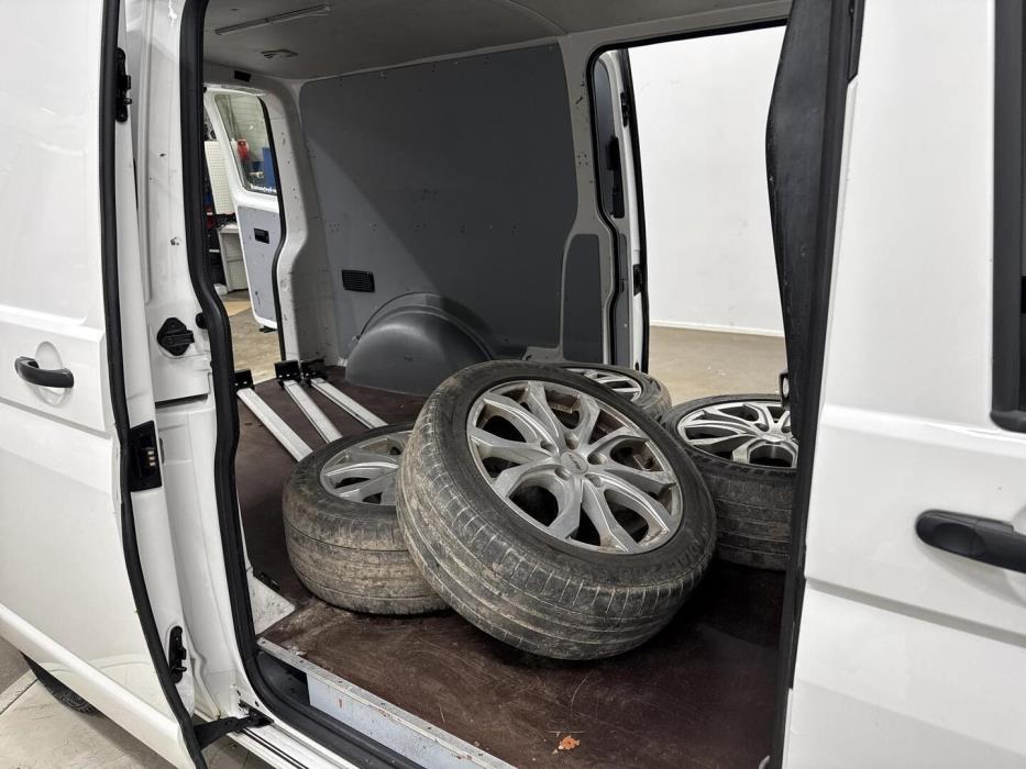 VOLKSWAGEN Transporter 2016