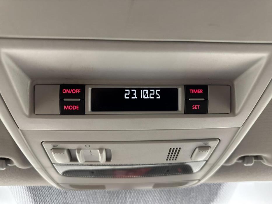 VOLKSWAGEN Transporter 2016