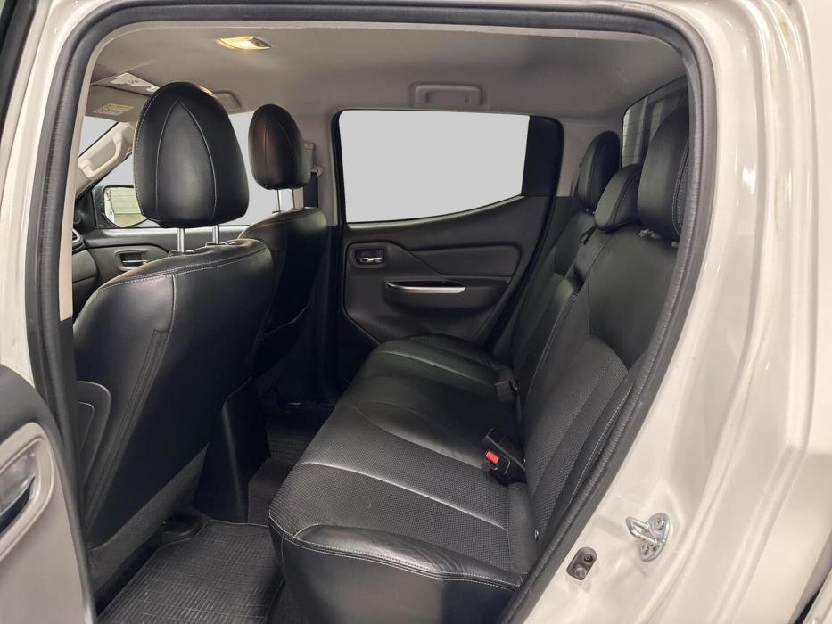 MITSUBISHI L-200 2017