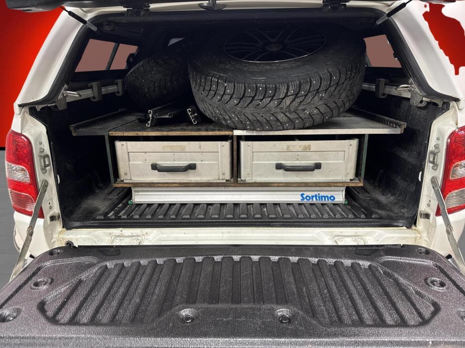 MITSUBISHI L-200 2017