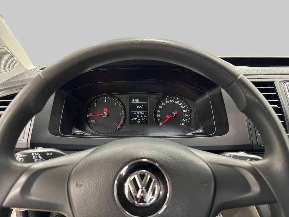 VOLKSWAGEN TRANSPORTER 2016