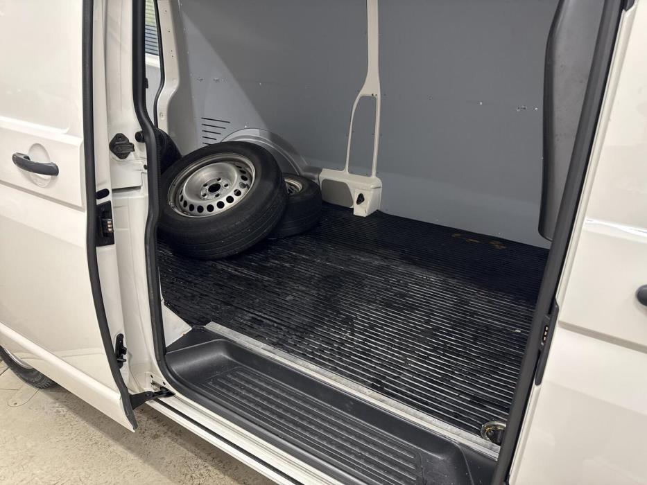 VOLKSWAGEN Transporter 2019