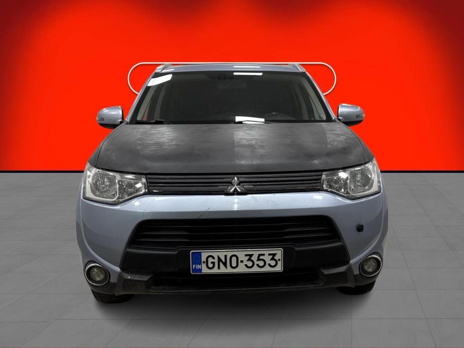 MITSUBISHI Outlander PHEV 2015