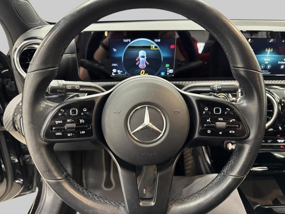 MERCEDES-BENZ A 2019