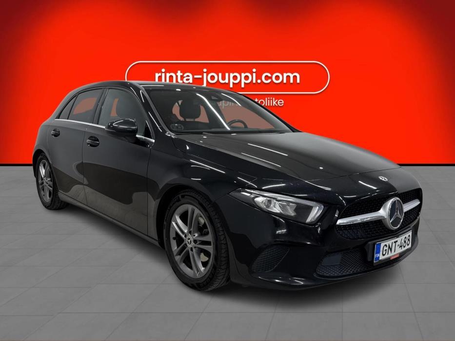 MERCEDES-BENZ A 2019