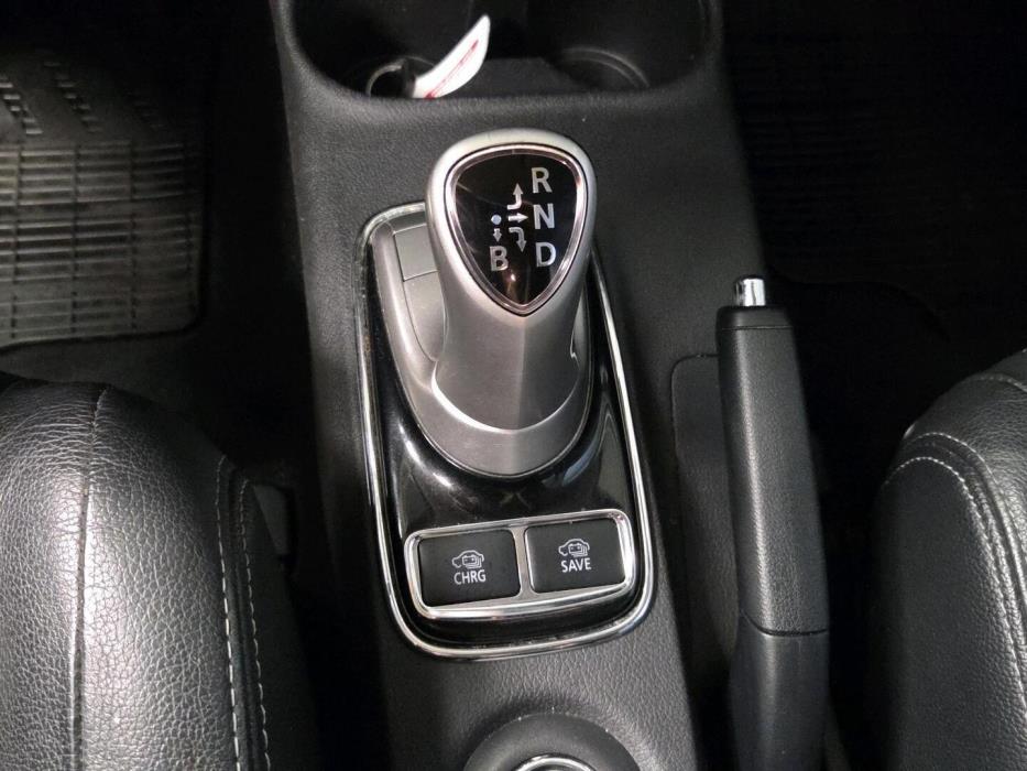 MITSUBISHI Outlander PHEV 2015