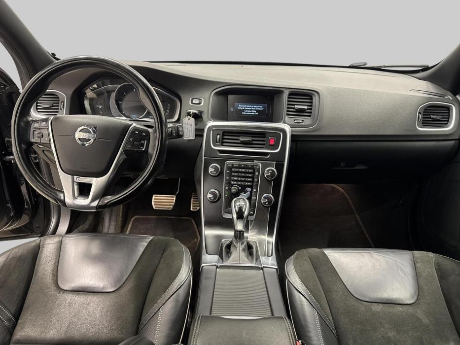 VOLVO V60 2014
