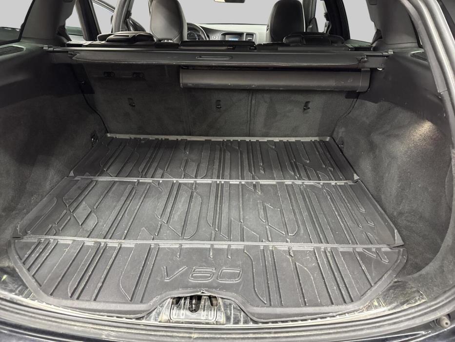 VOLVO V60 2014