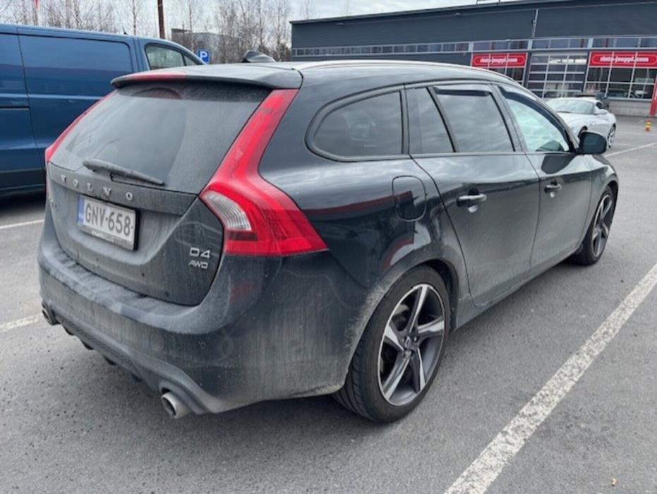 VOLVO V60 2014