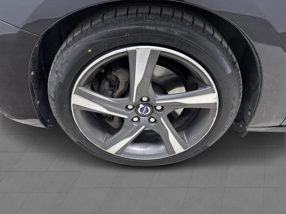 VOLVO V60 2014