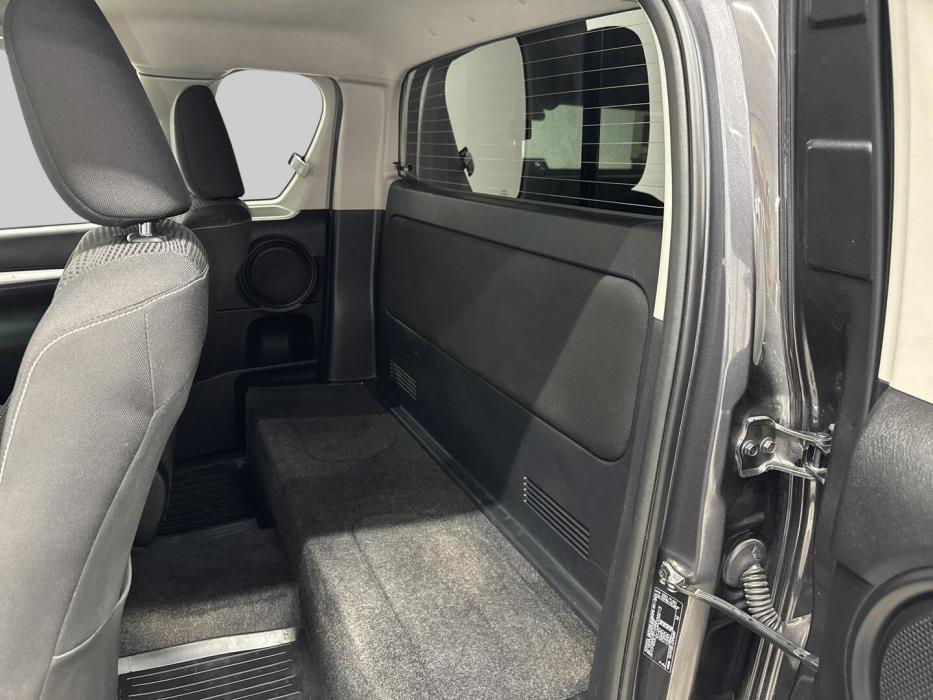 TOYOTA Hilux 2020