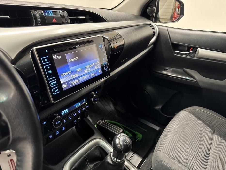 TOYOTA Hilux 2020