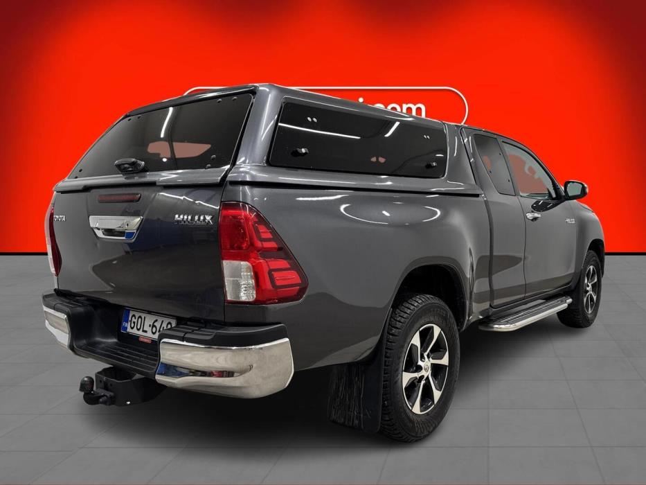TOYOTA Hilux 2020