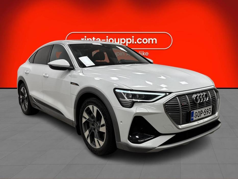 AUDI e-tron 2021