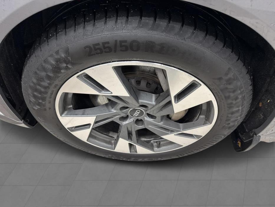 AUDI e-tron 2021