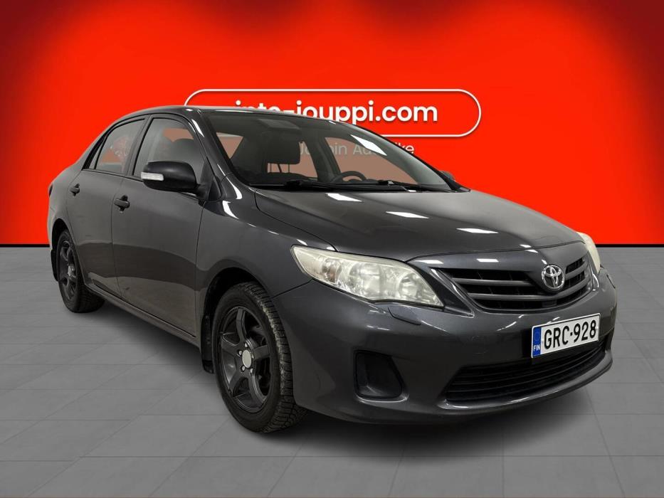 TOYOTA Corolla 2012