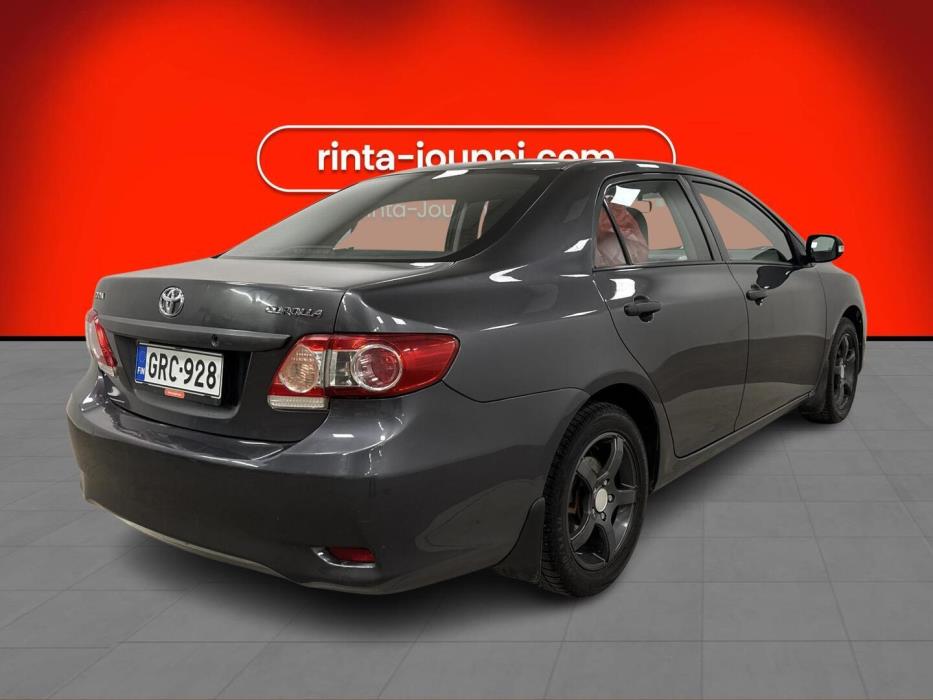 TOYOTA Corolla 2012