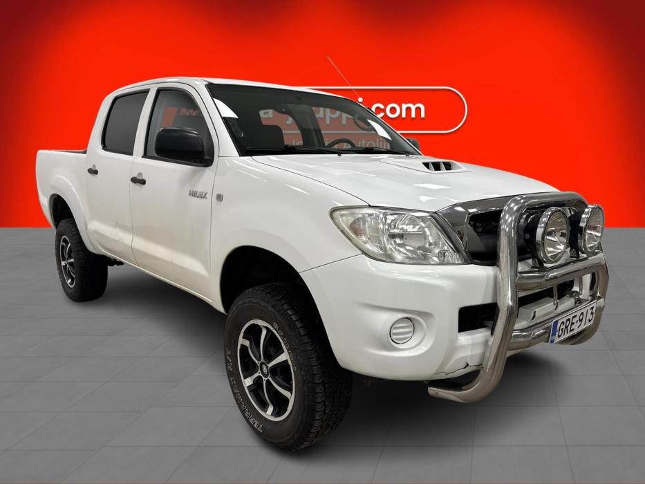 TOYOTA Hilux 2011