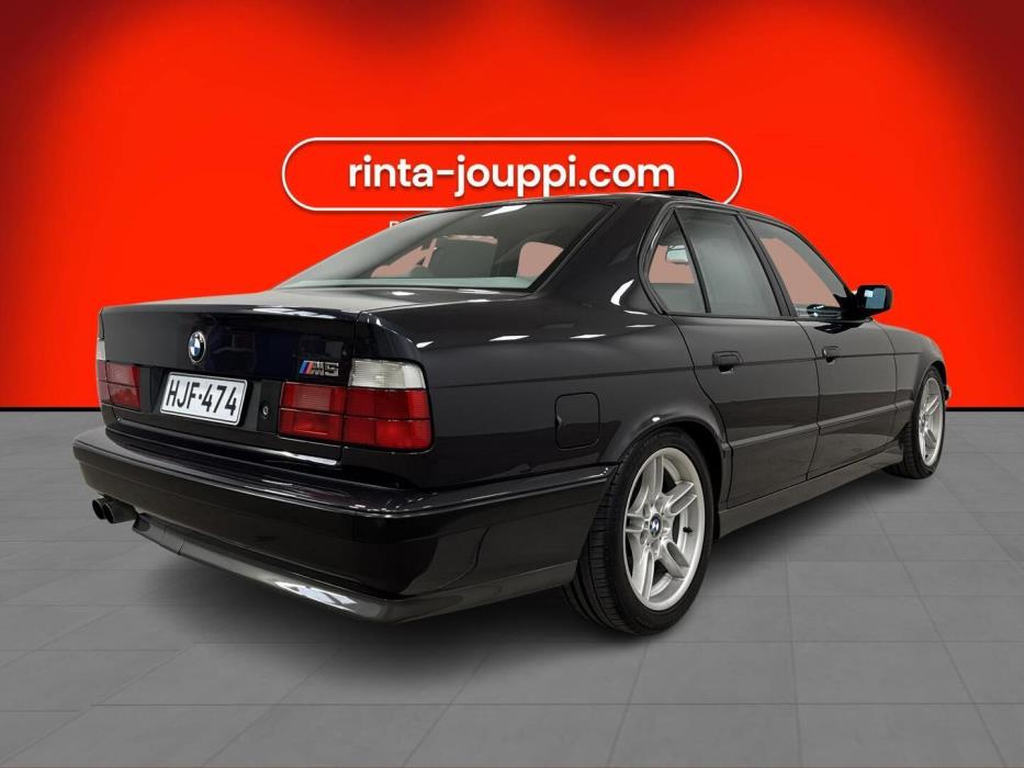 BMW M5 1991