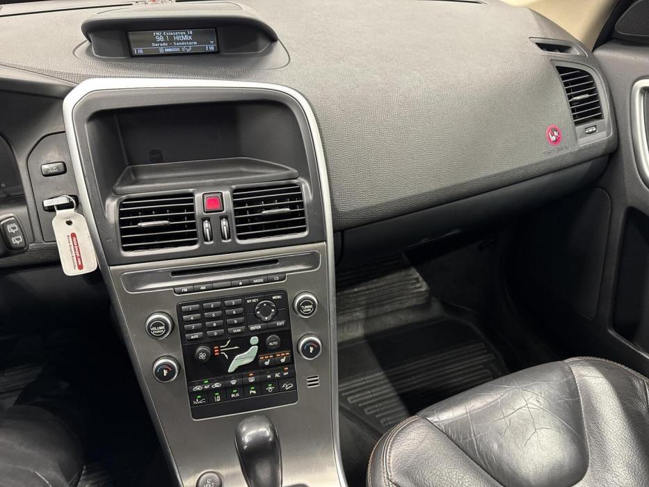 VOLVO XC60 2009