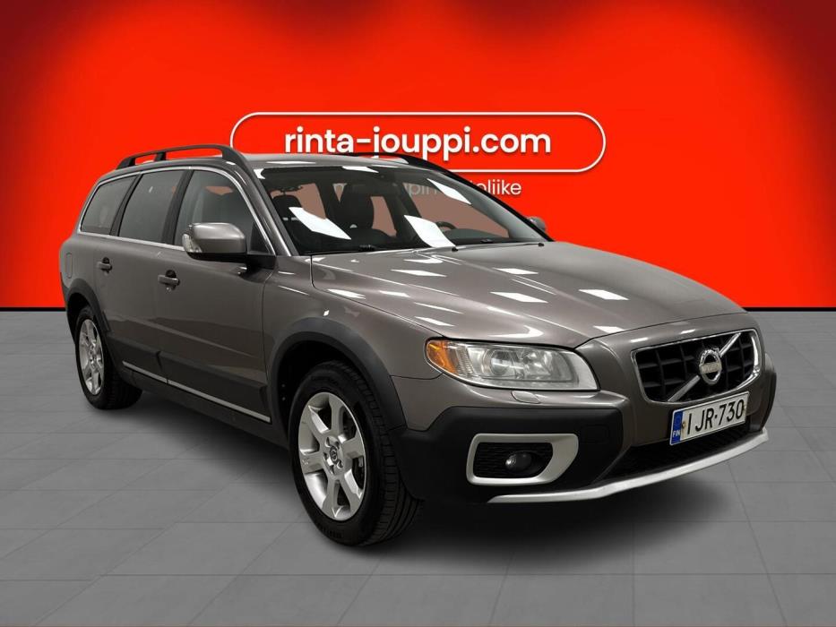 VOLVO XC70 2010
