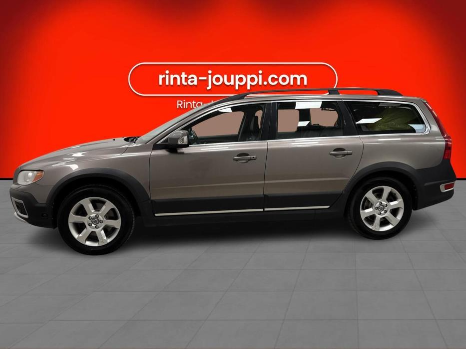 VOLVO XC70 2010