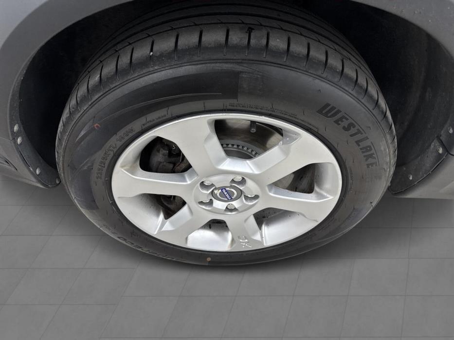 VOLVO XC70 2010