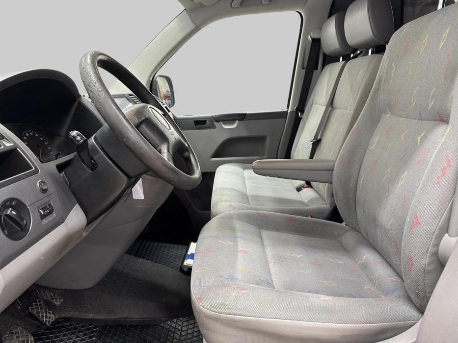 VOLKSWAGEN Transporter 2007