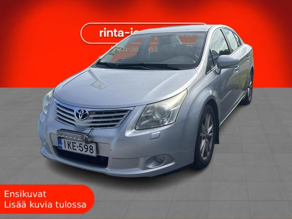 TOYOTA Avensis 2011
